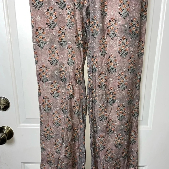 WORLD MARKET SUSAN MULTICOLOR‎ SCROLL FLORAL PAJAMA PANTS SIZE S/M - Picture 3 of 7